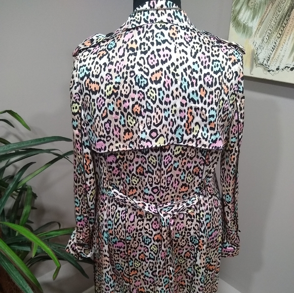 BCBG Maxazria Multi Color Animal Print Trench Style Duster - Picture 10 of 16